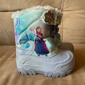 Disney Frozen Light Up Size 6 Girls Snow Boots